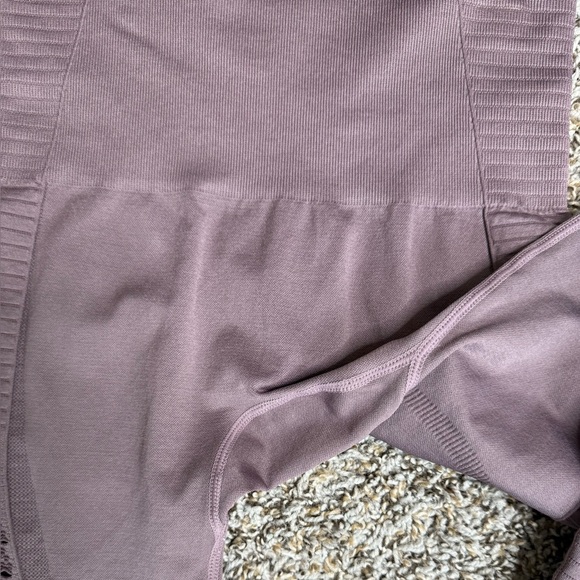 Gymshark Compression Leggings Purple Stretch Cutout | Size Small - Picture 4 of 5